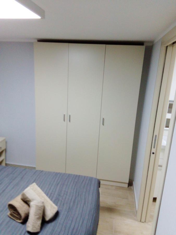 Corso Nicolangelo Protopisani, 80146 Na, Italie